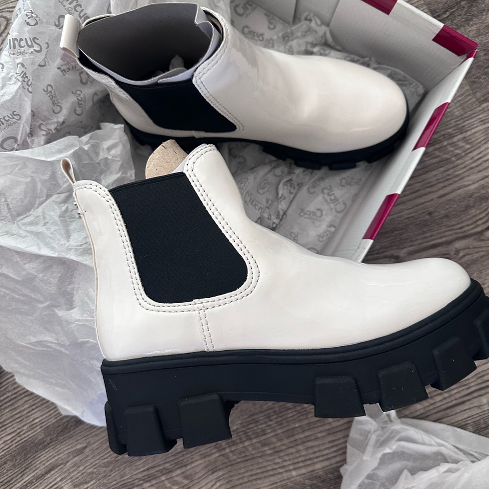 Sam Edelman : Darielle Boots NEW